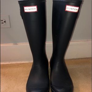 Navy blue hunter boots